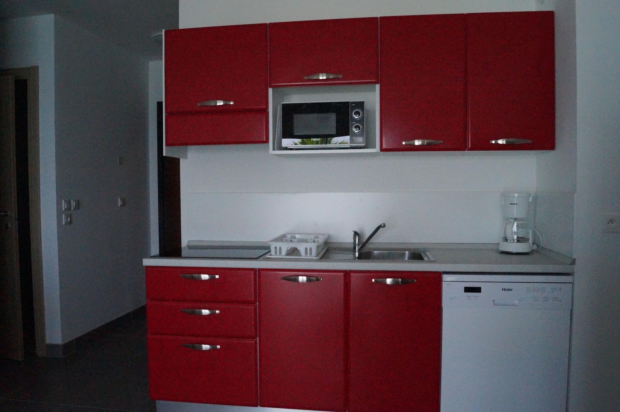 Residence Villa Tyrrenia Macinaggio  Exteriör bild